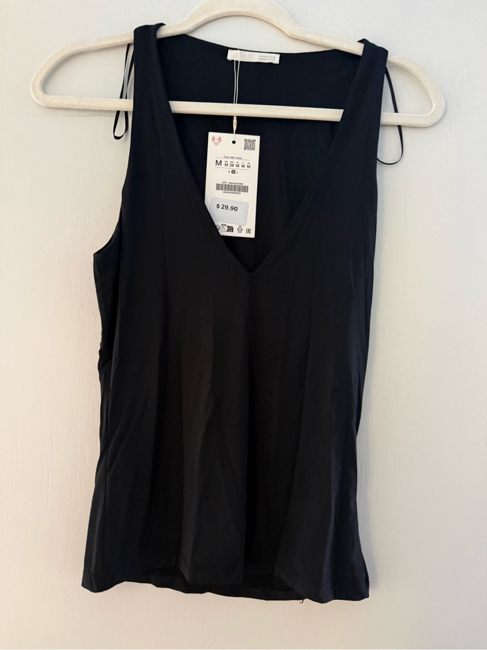 Zara Black V-Neck Sleeveless Camisole